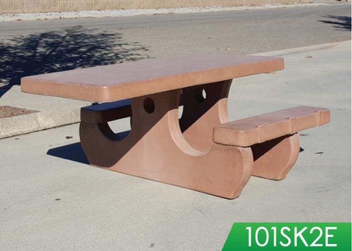 6' Picnic Tables w/Round Legs