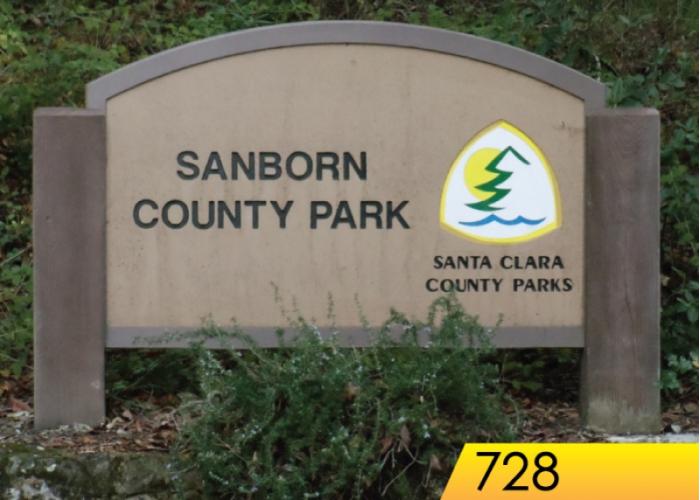 728 - 6' Round Top Sign w/Posts