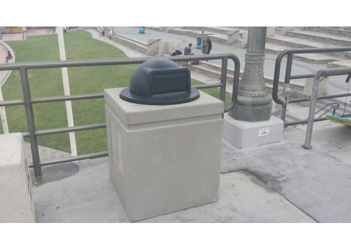 503 - Square Receptacle