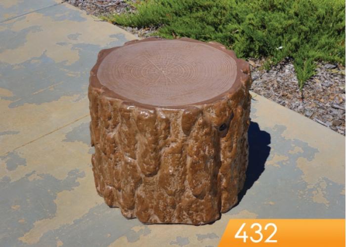 432 - Stump Bench